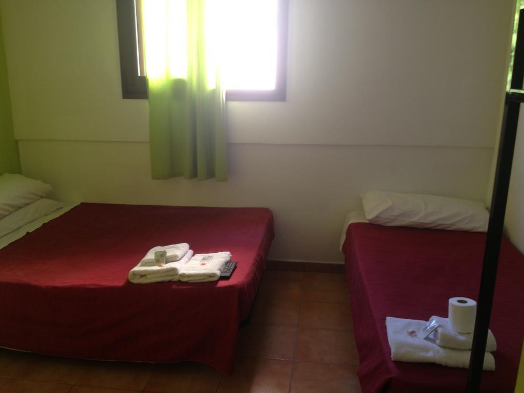 Albergue Juvenil New Age Hostel Πάλμα ντε Μαγιόρκα Δωμάτιο φωτογραφία
