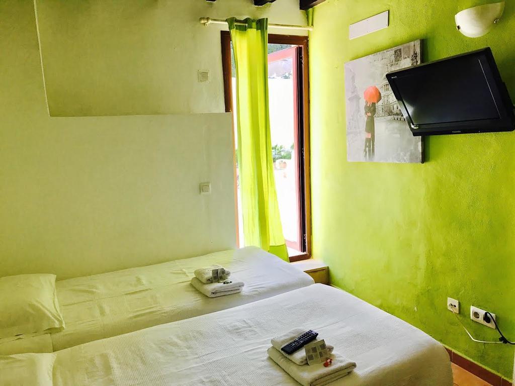 Albergue Juvenil New Age Hostel Πάλμα ντε Μαγιόρκα Εξωτερικό φωτογραφία